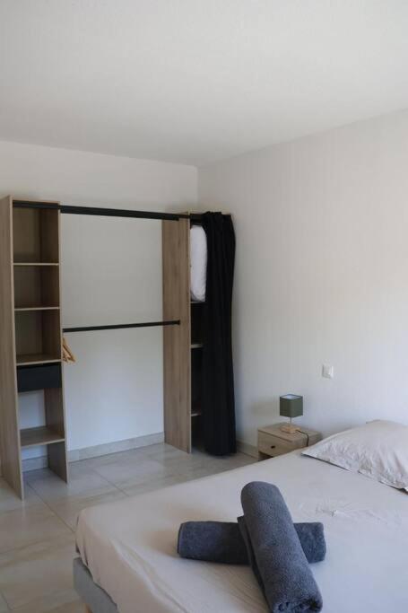 Suberbe Appartement Climatise Avec Terrasse Saint-Raphael  Luaran gambar