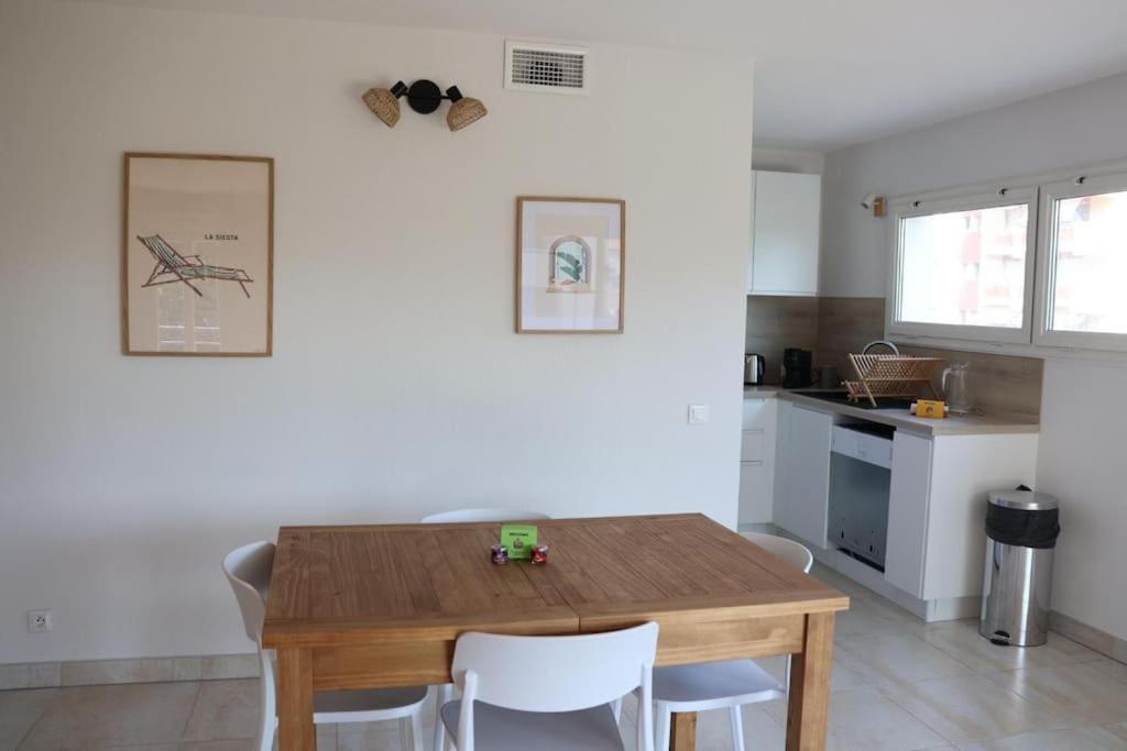 Suberbe Appartement Climatise Avec Terrasse Saint-Raphael  Luaran gambar